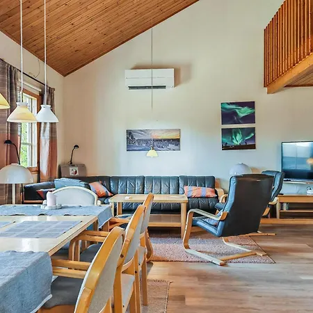 Ferienhaus Holiday Home Teerenpesue E 37 By Interhome *